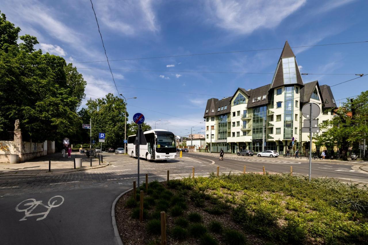 Apartamenty Stare Zoo Poznan Luaran gambar